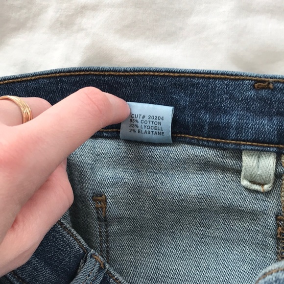 J Brand High Rise Jeans - Picture 5 of 6
